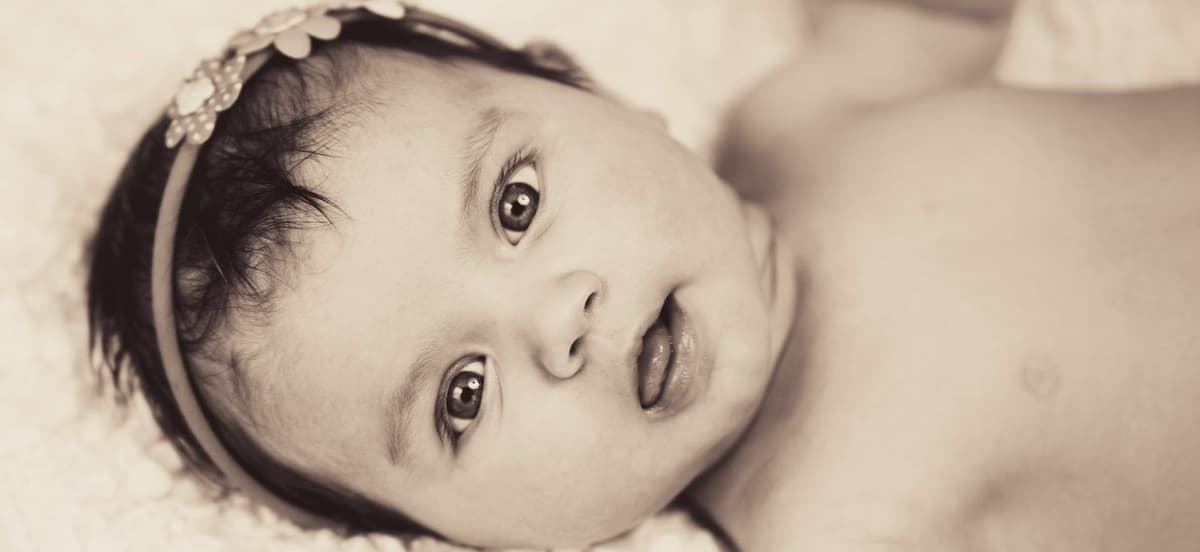 Milestones for 3-4 month baby